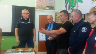 Директорът на ОДМВР- Шумен  Ялчън Расим посети ОУ „Св.св. Кирил и Методий“ в село Царев брод