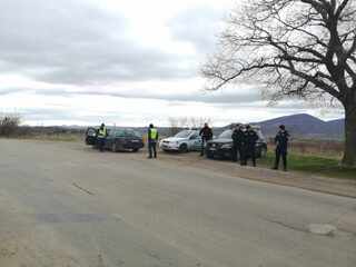 Специализирана операция на полиция, жандармерия и горски служители в Сливенско