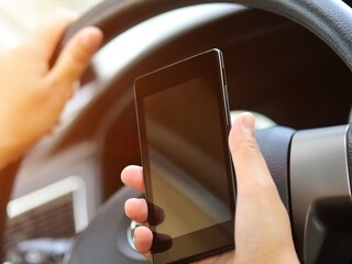 ОДМВР-Сливен санкционира шофьори за използване на мобилни  устройства по време на движение