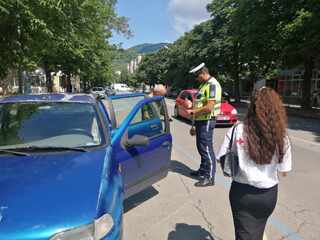 Пътна полиция, БЧК и РЗИ с акция за по-добра информираност на водачи и пешеходци