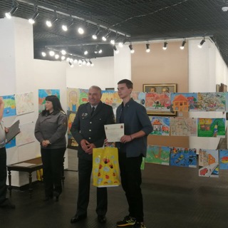 Връчиха наградите в конкурса за детска рисунка „С очите си видях бедата”