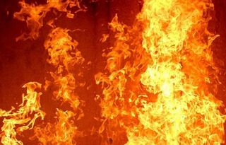 Два екипа на РСПБЗН-Сливен са гасили пожар в ковид отделение в болнично заведение в град Сливен