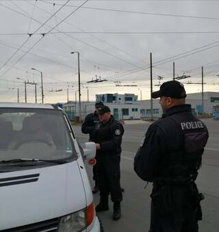 Продължават операциите с участието на Специализираните полицейски сили в малките населени места 