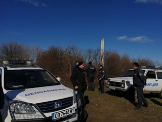 Полиция и жандармерия затвориха Нова Загора