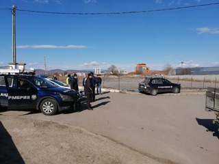 Полиция и жандармерия затвориха Нова Загора