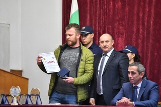 Осем полицейски служители бяха отличени с приза „Полицай на месеца”