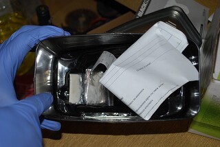 Спецакция на полицията в Сливен приключи с три досъдебни производства, три ареста и поредната разбита нарколаборатория