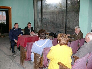 Задоволство от работата на полицията изказаха жителите на селата Загражден и Давидково в разговор с Директора на ОД МВР – Смолян и началника на РУП - Мадан 