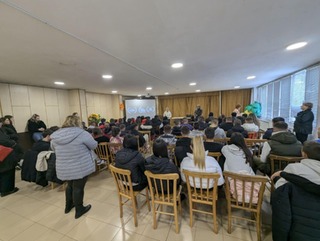 Гимназисти от Етрополе се включиха в инициатива за по-голяма безопасност на пътя