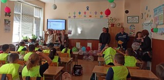 Тържествено откриване на Детското полицейско управление в Етрополе