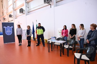 Служител на РУ-Елин Пелин журира в общинския кръг на Националното състезание по безопасност на движението