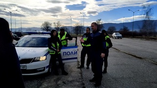 Продължават обученията за усъвършенстване на професионалните действия на униформените