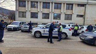 Практическо обучение с полицаите от РУ-Правец, РУ-Ботевград и РУ-Етрополе