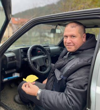 Деца от Годеч предадоха на шофьорите посланията на есенния лист