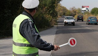 От 13 часа днес започва отклоняването на тежкотоварния трафик от автомагистрала „Хемус“ в участъка от км 30+260 до км 47+060