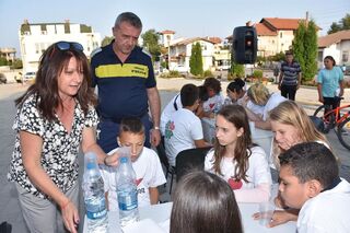 Полиция и местна власт с празник за децата на Костинброд