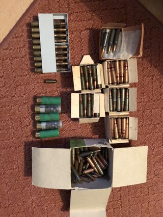 Незаконен цех за производство на боеприпаси е разкрит при спецакция в Пирдоп