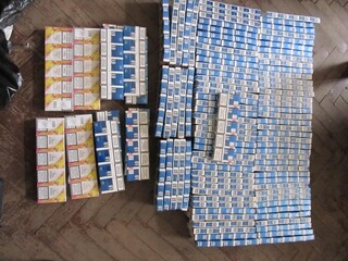 Полицията конфискува 11 600 къса контрабандни цигари от автомобила на костинбродски търговец.