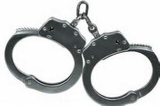 При проведена специализирана полицейска операция от служители на ОДМВР - Стара Загора в момент на сделка с наркотични вещества са задържани две лица 