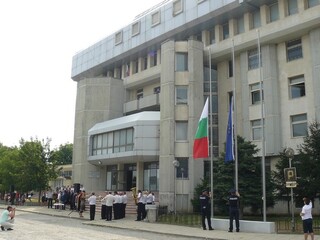Водосвет, награди и спартакиада послучай професионалния празник на служителите на МВР