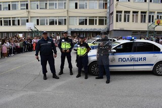 Детско полицейско управление стартира в ОУ „Св. Патриарх Евтимий“ във В. Търново