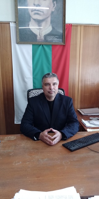 Директорът на ОДМВР – В. Търново представи новия началник на РУ – П. Тръмбеш
