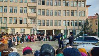 Служители на ОДМВР – В. Търново гостуваха на ученици от ОУ „Димитър Благоев“