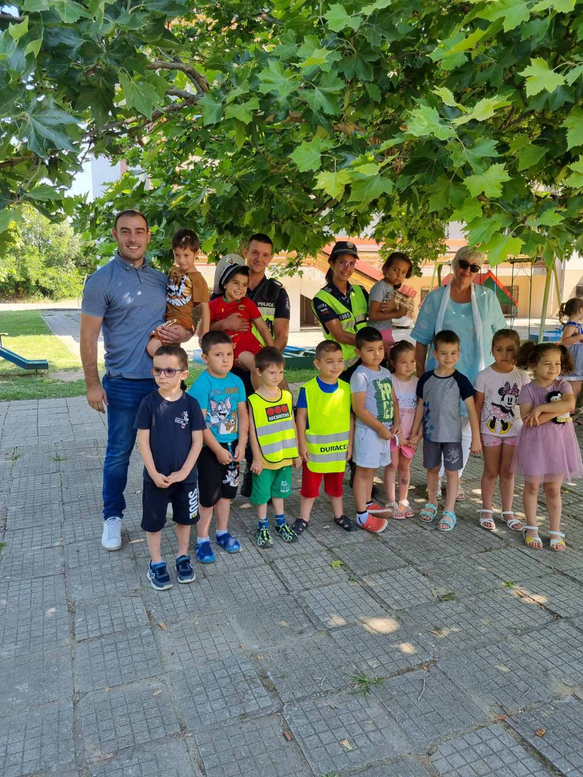 IMG-d2118a5e0d97afc4781975be4dd6bda4-V