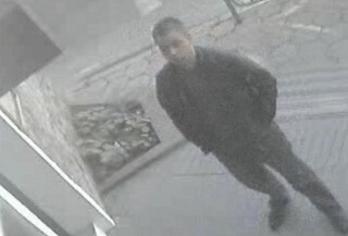РУП - В. Търново издирва лицeто от снимките във връзка с извършено престъпление