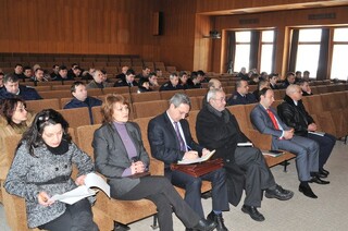 Семинар на тема Практическо прилагане на интегрирания модел “Полицията в близост до обществото” се проведе съвместно със служители на ОДМВР – В. Търново и представители на местната власт