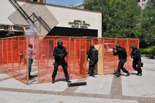 С разнообразни мероприятия, много гости и положителни емоции ОДМВР – В. Търново отпразнува професионалния празник на Министерството на вътрешните работи и 133 години от създаването му
