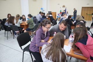 Деца от 7 училища в областта участваха в състезанието „Ваканция, здравей! Да играем безопасно!“