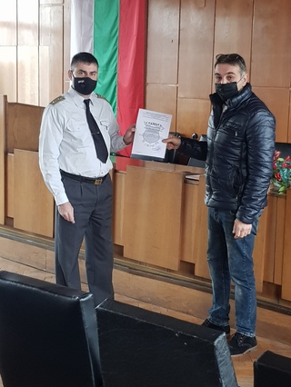 Грамоти за доброволците от общините Брегово и Ново село по случай Международния ден на доброволеца