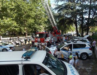 95 служители от ОДМВР - Ямбол и двама от РД ПБЗН- Ямбол са отличени по повод празника на служителите от МВР
