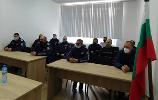 Министърът на вътрешните работи се срещна със служители на районни управления в Стралджа и Тунджа, област Ямбол