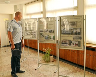 С тържествено събрание и изложба служителите от Областна дирекция на МВР – Ямбол отбелязаха своя професионален празник и 140-годишнината от създаването на МВР