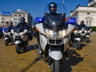 Изложба ”Служителите на МВР в обектива”