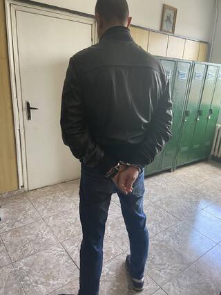Задържани разследващи полицай от Главна дирекция „Гранична полиция“ на ГПУ Калотина
