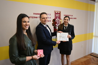 Курсанти от АМВР бяха наградени за заснемане на най-оригинален видеоклип, посветен на отговорното шофиране
