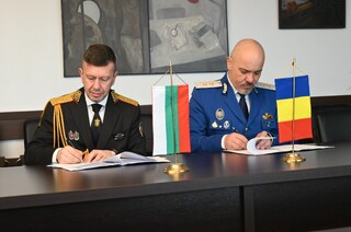Меморандум за разбирателство подписаха ректорът на АМВР и ректорът на Полицейската академия „Александру Йоан Куза“
