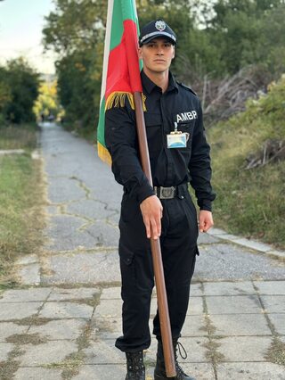 Вълнение, гордост и чест: да бъдеш знаменосец