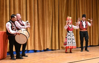 Курсантите от АМВР станаха част от коледен спектакъл, посветен на духовната сила на българите