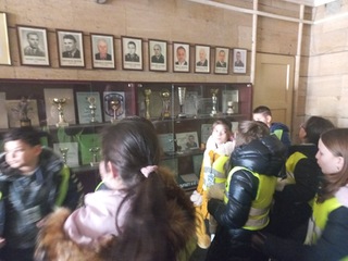В Лом членовете на Детското полицейско управление на Първо основно училище „Никола Първанов“ се запознаха с работата на служителите на реда