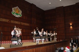 С Коледно тържество и подаръци ОДМВР – В. Търново зарадва  най-малките деца на служителите си