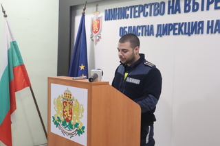 Резултатите от контролната дейност по пътищата в региона, представи на брифинг старши инспектор Асен Кожухаров от сектор „Пътна полиция“ – Видин