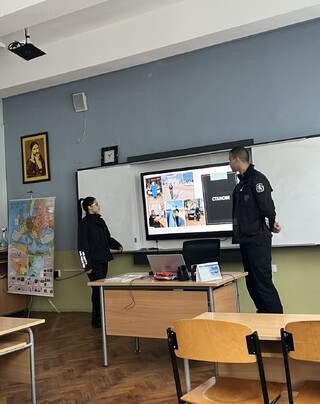 Училища в Перник, Благоевград, Павликени и Първомай посетиха курсанти от Академията на МВР