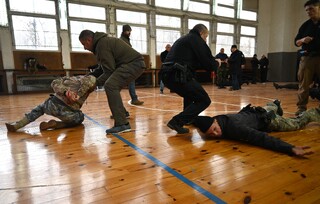 Един от най-добрите международни полицейски инструктори гостува на Академията на МВР