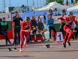 Министърът на вътрешните работи Калин Стоянов награди курсанти от Факултет ПБЗН