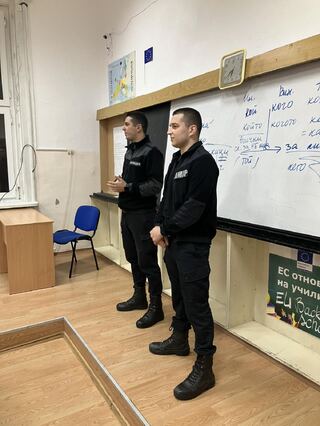 Благоевград, Ботевград и Берковица са следващите градове, които посетиха наши курсанти в рамките на кампанията „Обучение в АМВР“