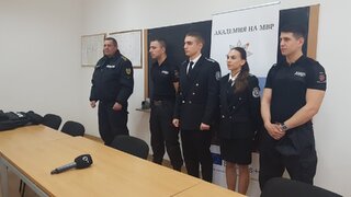 В присъствието на директора на ОД на МВР – Хасково наши курсанти представиха възможностите за обучение в АМВР пред ученици от Ивайловград
